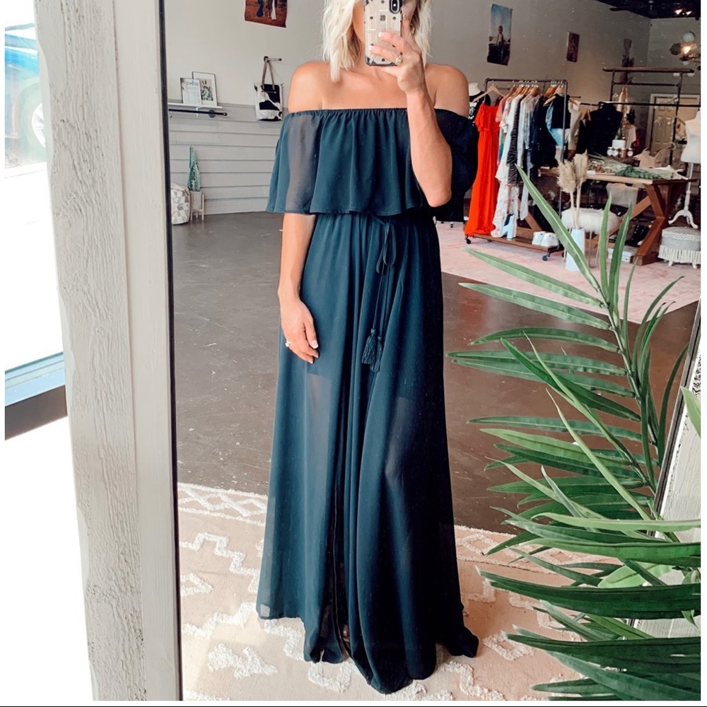 SOLD - The Stellar Maxi in black NWT - Picture 3 of 4